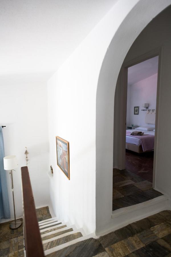 Villa Ftelia Skiathos Town Exterior photo