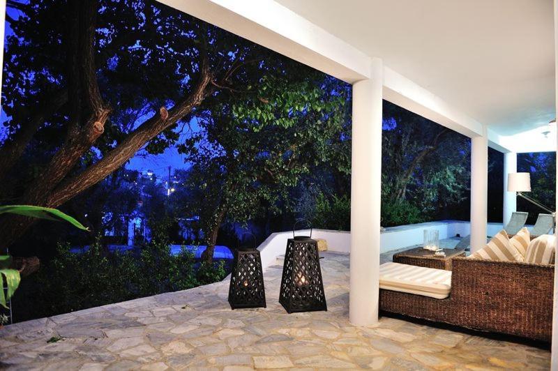 Villa Ftelia Skiathos Town Exterior photo