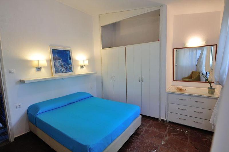 Villa Ftelia Skiathos Town Exterior photo